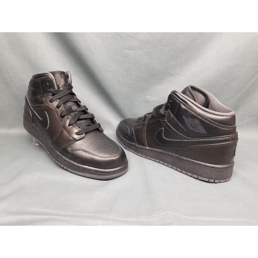 Nike Boys Jordan 1 Retro Mid (GS) 2016 OG Black Grey Size 6.5 DISPLAY MODEL!